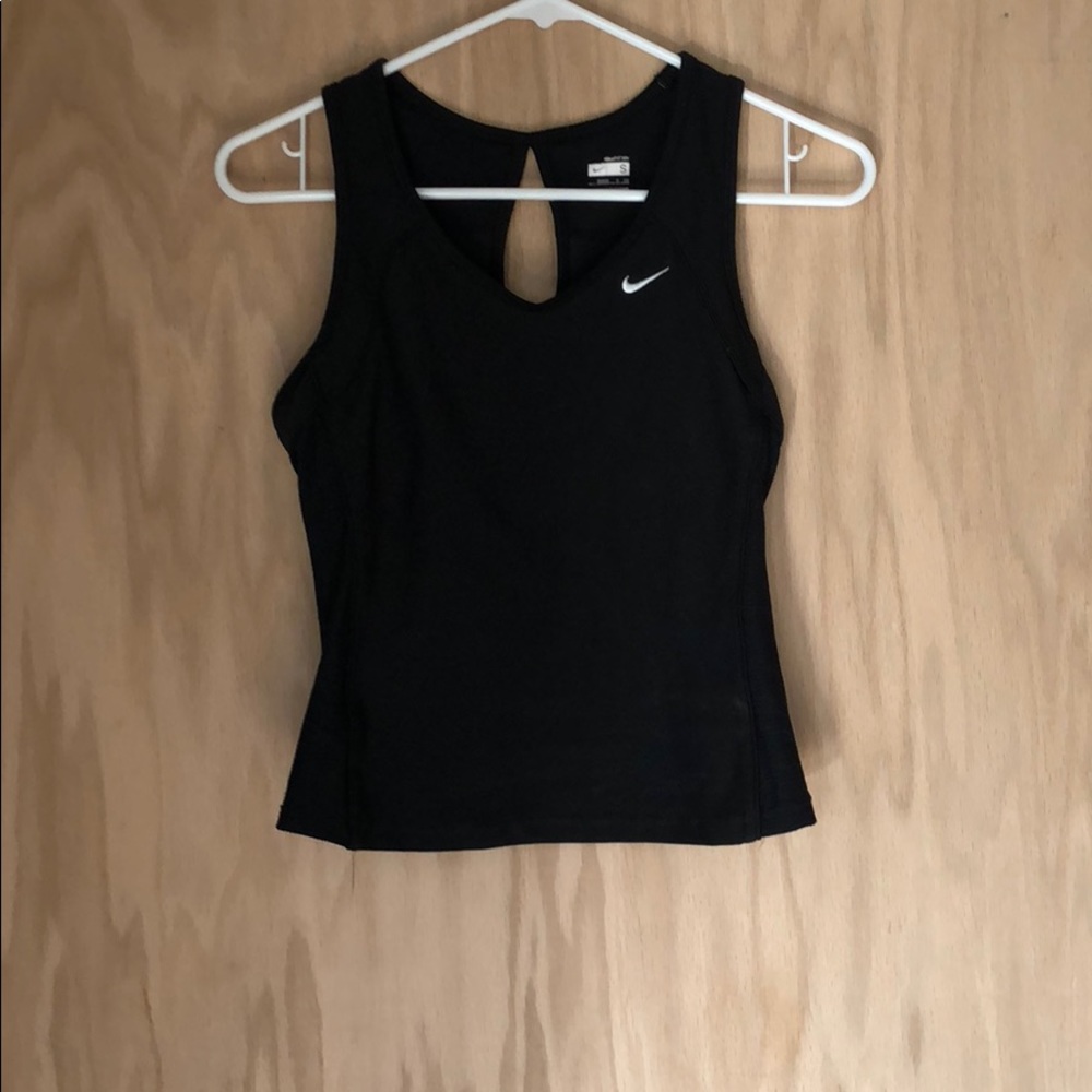 Nike fitdry tank.